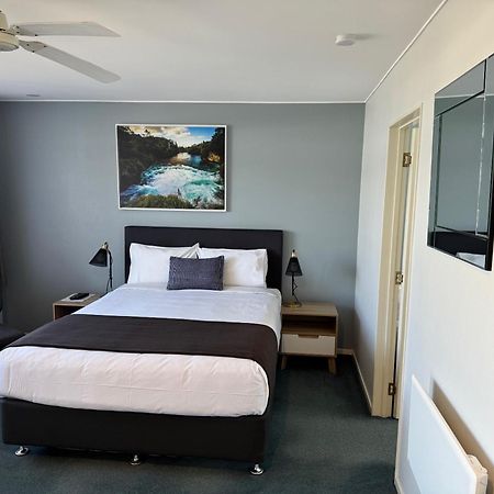 Academy Motor Inn Tauranga Exterior photo