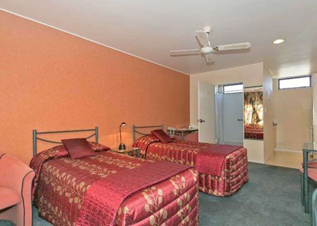 Academy Motor Inn Tauranga Room photo