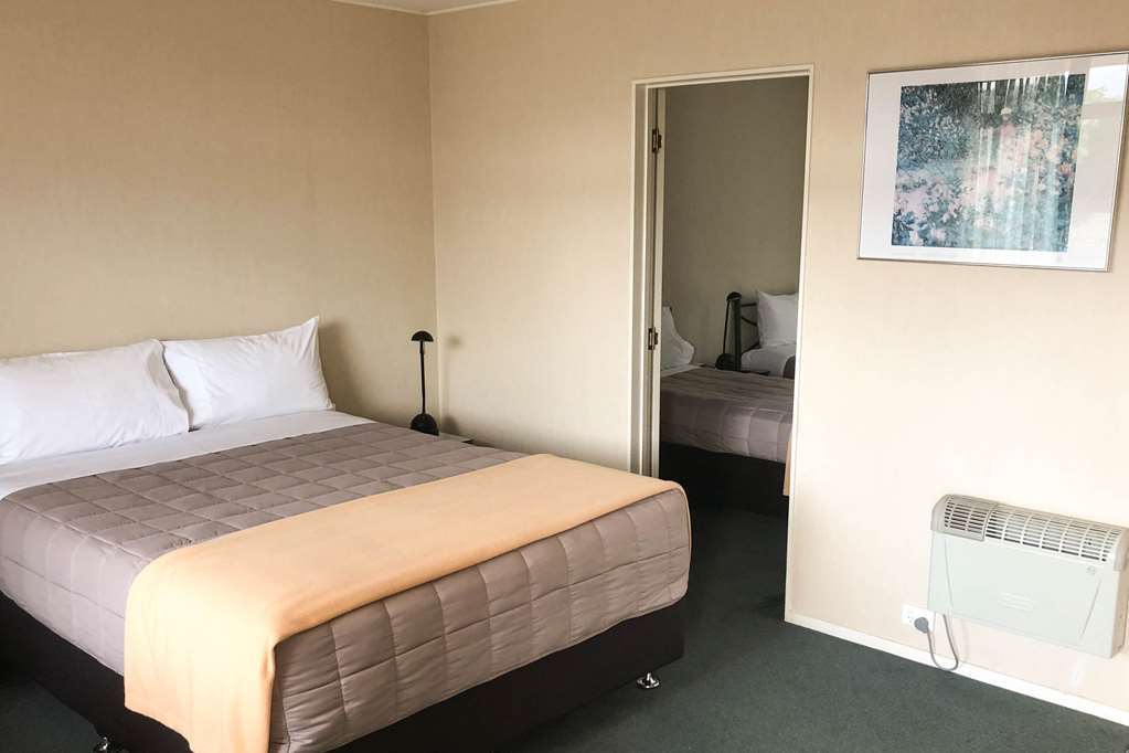 Academy Motor Inn Tauranga Room photo